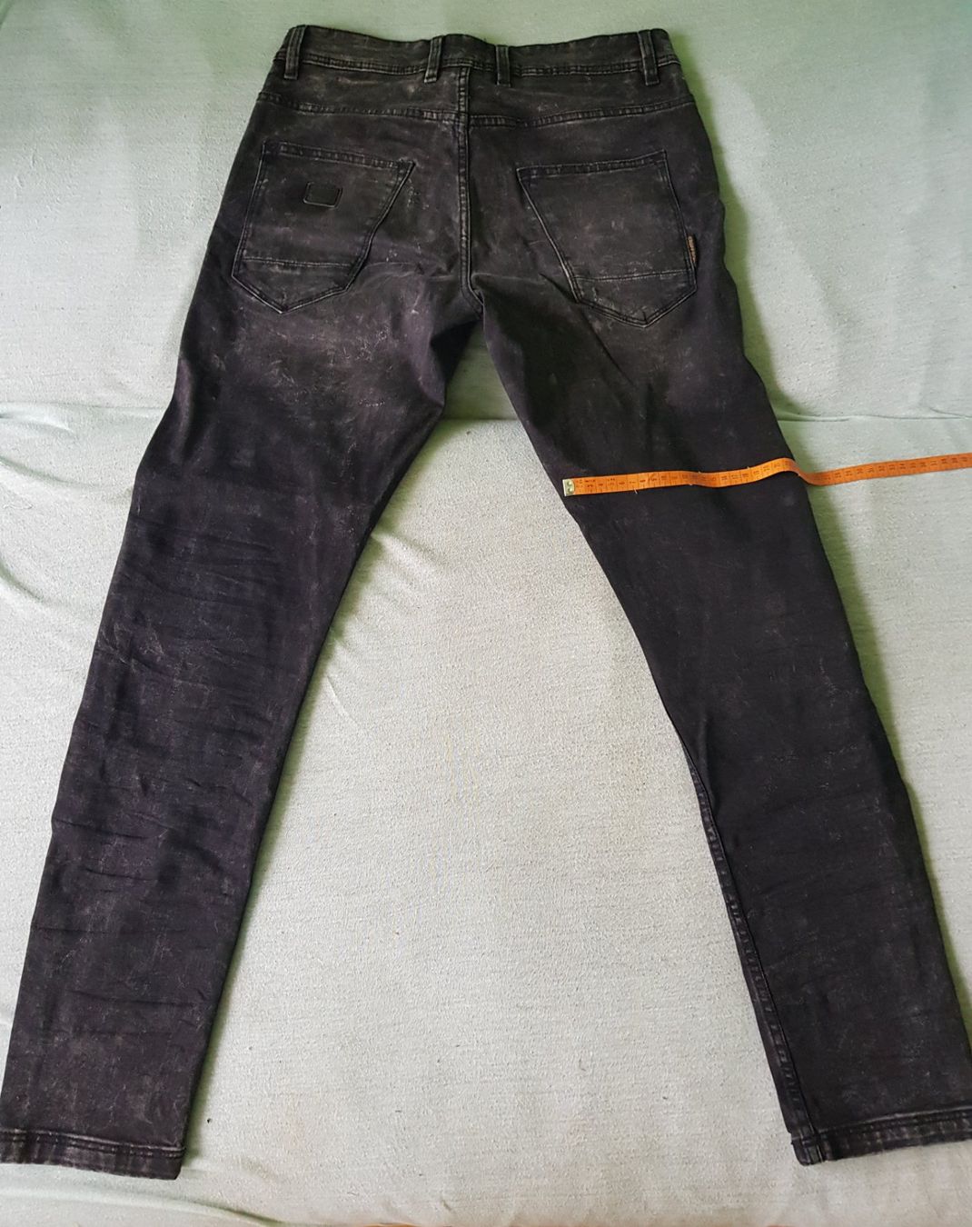 Jeans: Hose Jeans M Schwarz 1% Elastan – Usato da Visp venduto da kty_hfv5 5