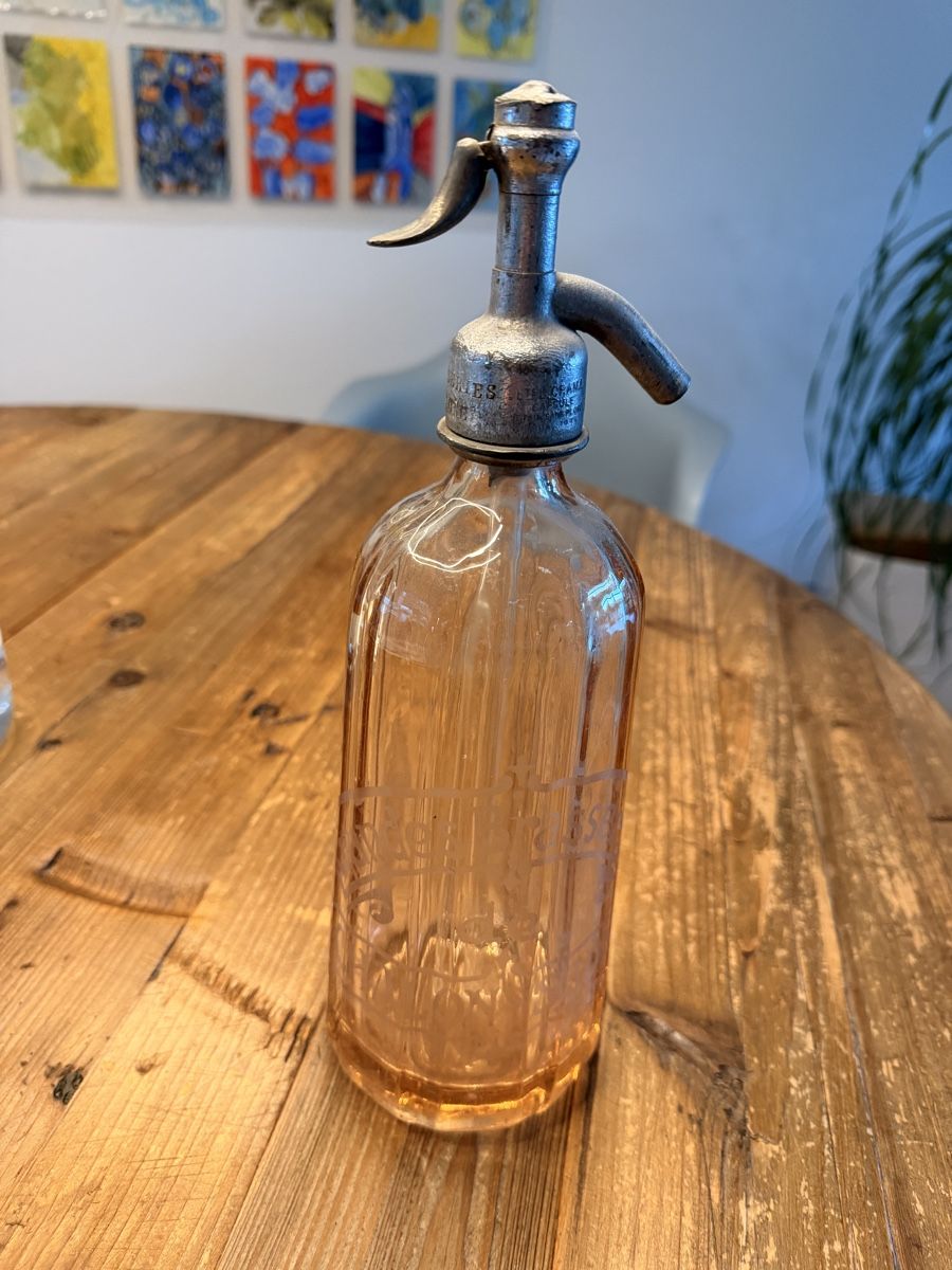 Alle Dekorationen: Alte Siphonflasche – Gebraucht aus Stallikon von Tania