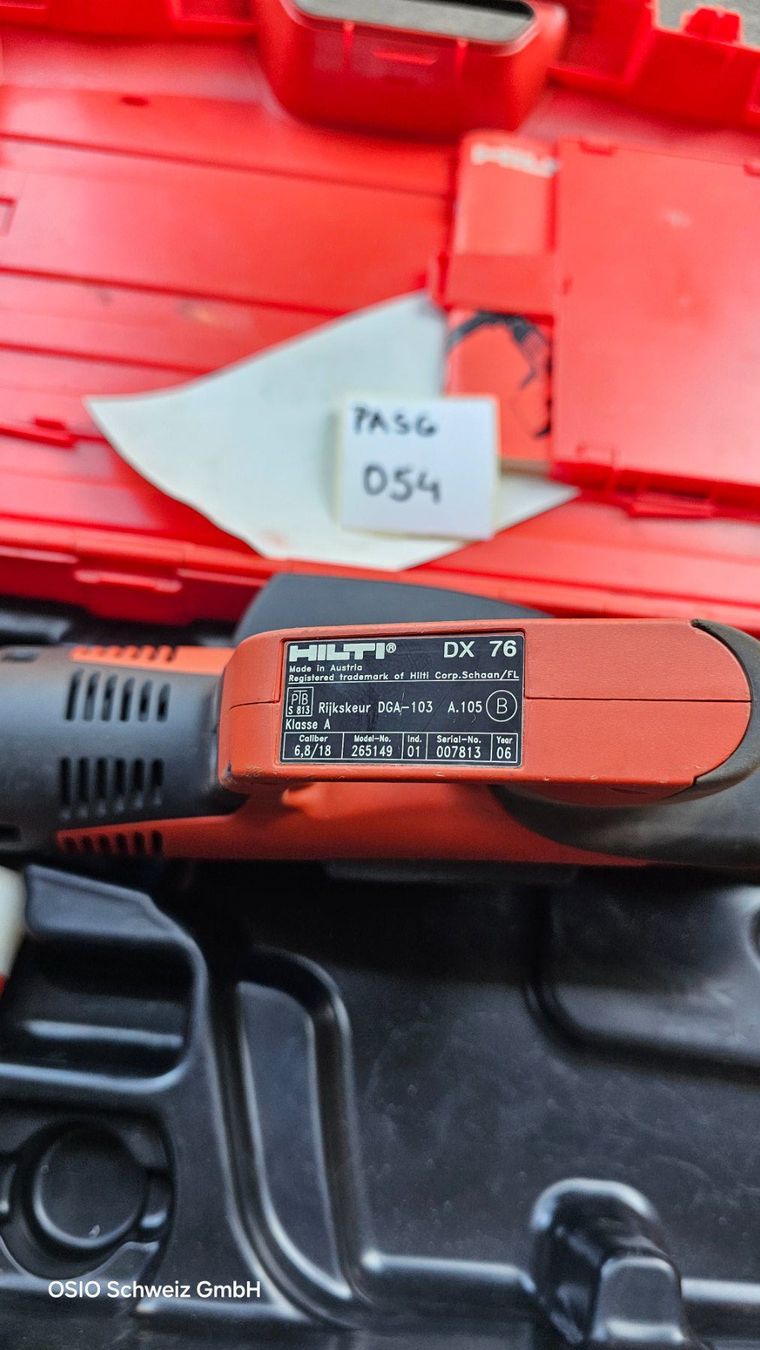 Hilti Tutti gli attrezzi: Bolzensetzgerät HILTI DX76 – Usato da Diessenhofen venduto da Osio 1