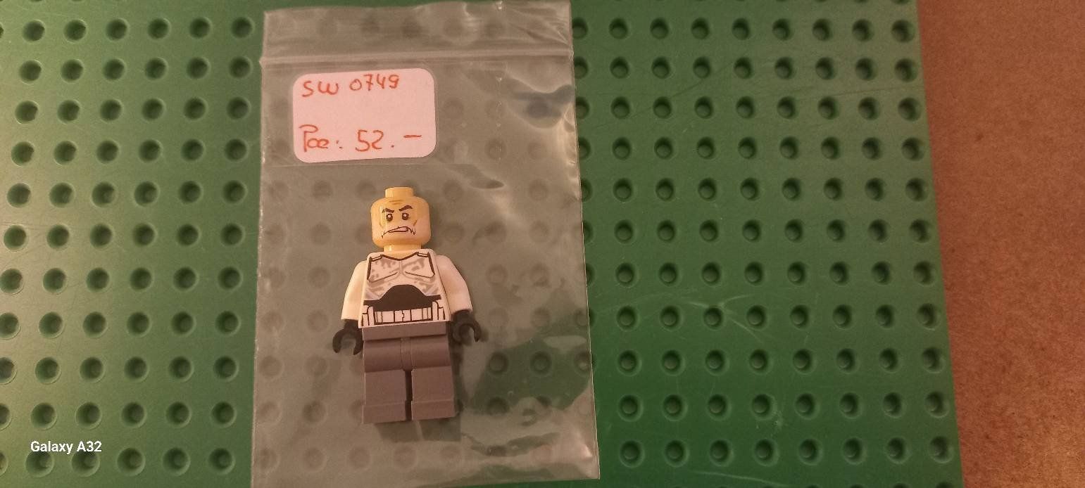 Lego Giocattoli: Mini figurine Lego ( Captain Rex ) – Usato da La tour de treme venduto da Legocreation82