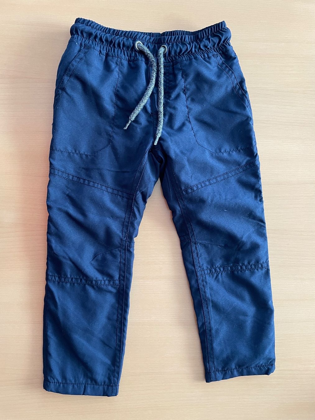 Pantaloni: Kinderhose gefüttert – Usato da Forch venduto da CorinneB-K