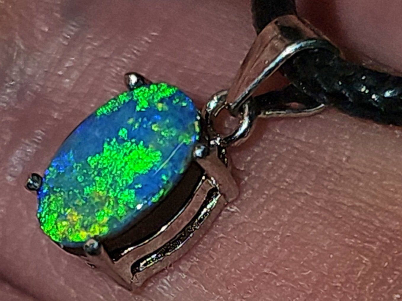 Ciondoli: Silber-Anhänger mit Australischer Opal Dublette – Nuovo e nell'imballaggio originale da Uerkheim venduto da Winwinner 1