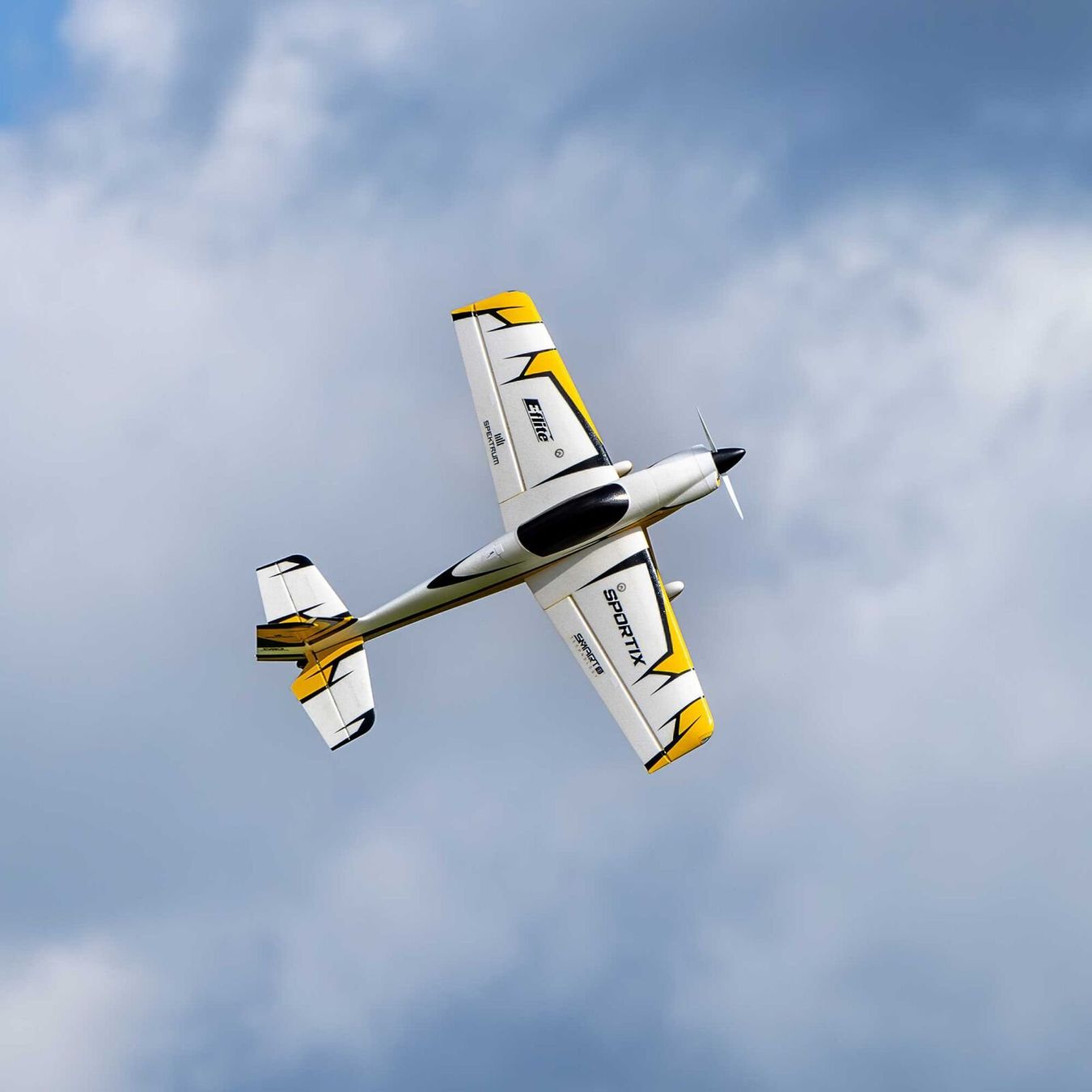 E-Flite Modellismo RC: E-Flite Sportix 1.1m PNP – Nuovo e nell'imballaggio originale da Balsthal venduto da Jetline 7