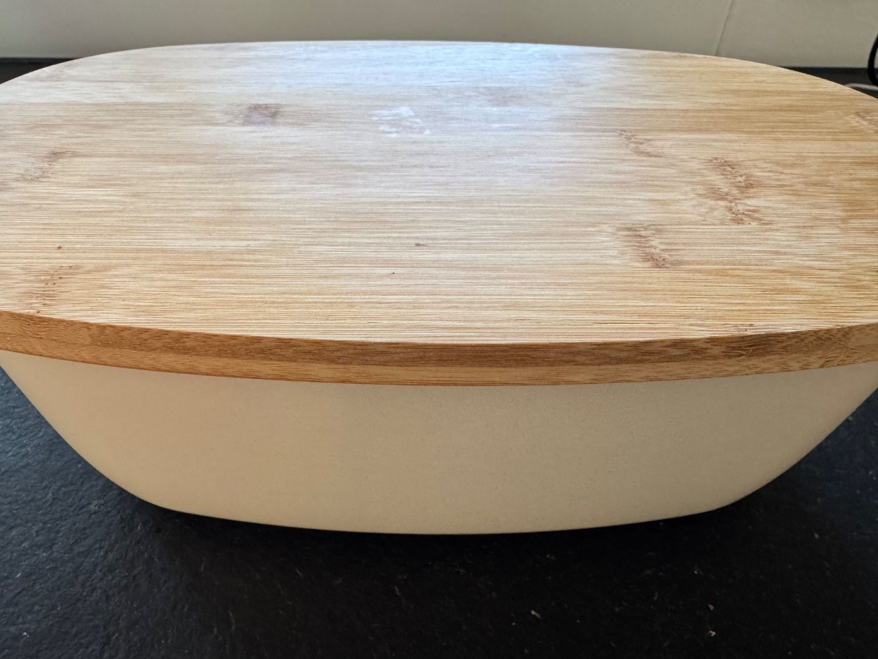 Contenitori & Simili: Brotkasten mit Bsmbusdeckel – Usato da Gebenstorf venduto da baumhaus64 1