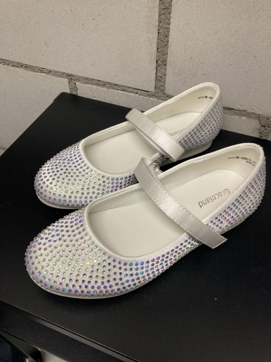Schuhe für Mädchen: Festliche Mädchen Schuhe – Neu (gemäss Beschreibung) aus Röschenz von rah_8hkj