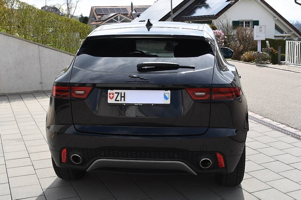 Autos: Jaguar E-Pace 2.0T 200 S AWD – D'occasion à Affoltern am Albis par missesovegas 2