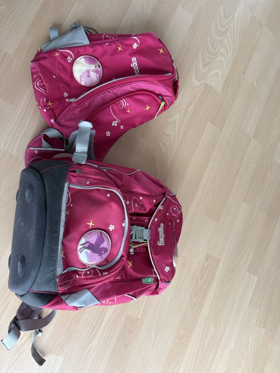 Ergobag Borse & Zaini: Ergobag Schulthek Set Prinzessin, inklusive Turnrucksack – Usato da Ufhusen venduto da yuyu75