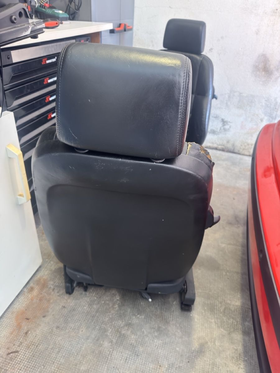 BMW Toutes les pièces auto: Sièges bmw e36 pack M  – D'occasion à Chézard-St-Martin par Quimjorge21 3