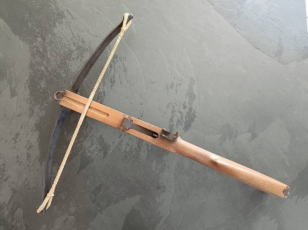 Tir à l'arc: Alte Armbrust – D'occasion à Herznach par koro02