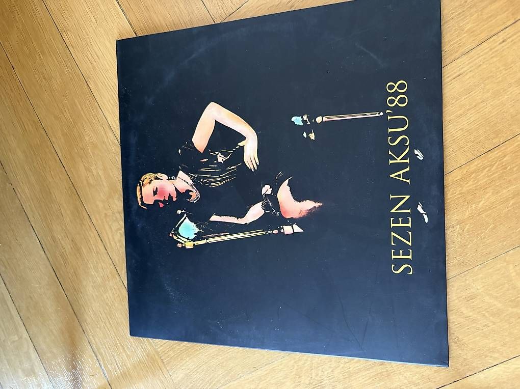 Dischi in vinile: Sezen Aksu Vinyl 88 – Nuovo e nell'imballaggio originale da Basel venduto da batuhancocel