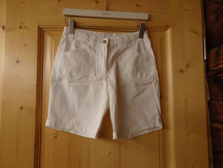 Uni weisse Shorts von Alive Gr. 164 / XS - 260399