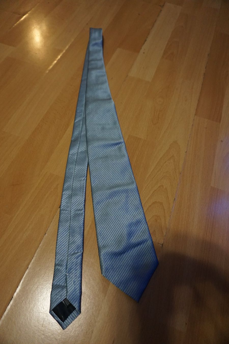 Cravatte: Elegante, hellblaue Herren Seidenkrawatte – Usato da Zürich venduto da einalemjena