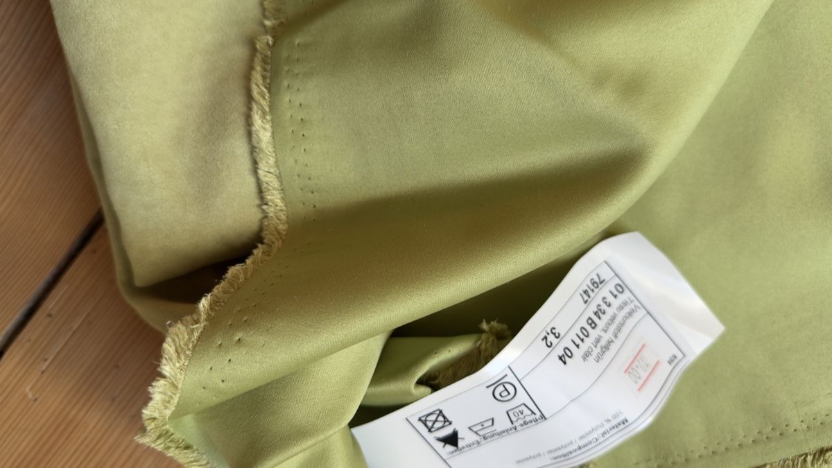 Stoffe: Veloursstoff hellgrün 100% Polyester neu – Neu (gemäss Beschreibung) aus Thunstetten von Specht71 1