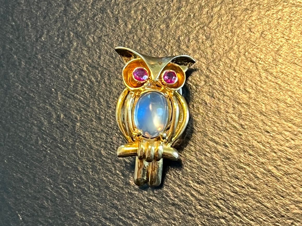 Broschen & Nadeln: Goldbrosche Eule 750 Gold – Gebraucht aus Ossingen von Silver-collector
