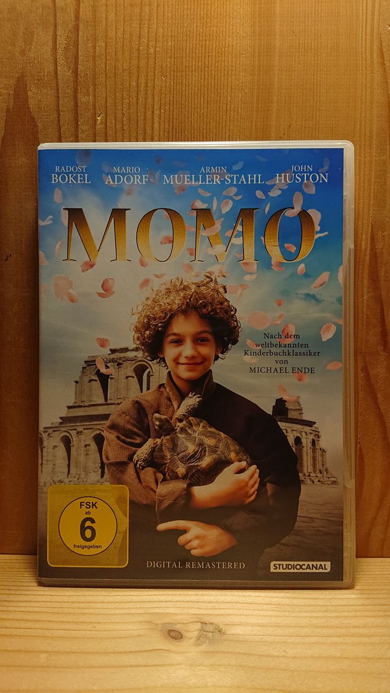 Tutti i DVDs: MOMO DVD mit Radost Bokel von Michael Ende – Usato da Wilderswil venduto da Exebub