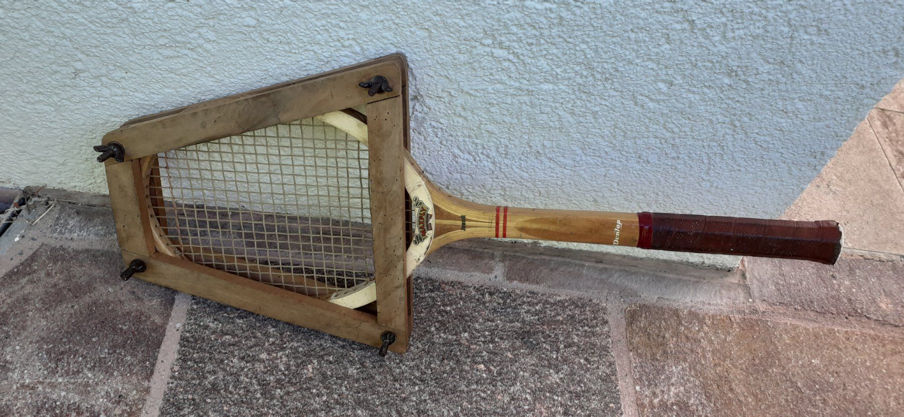 Dunlop Racchette: Tennisschläger antik – Usato da Mörschwil venduto da wunderkiste44 9