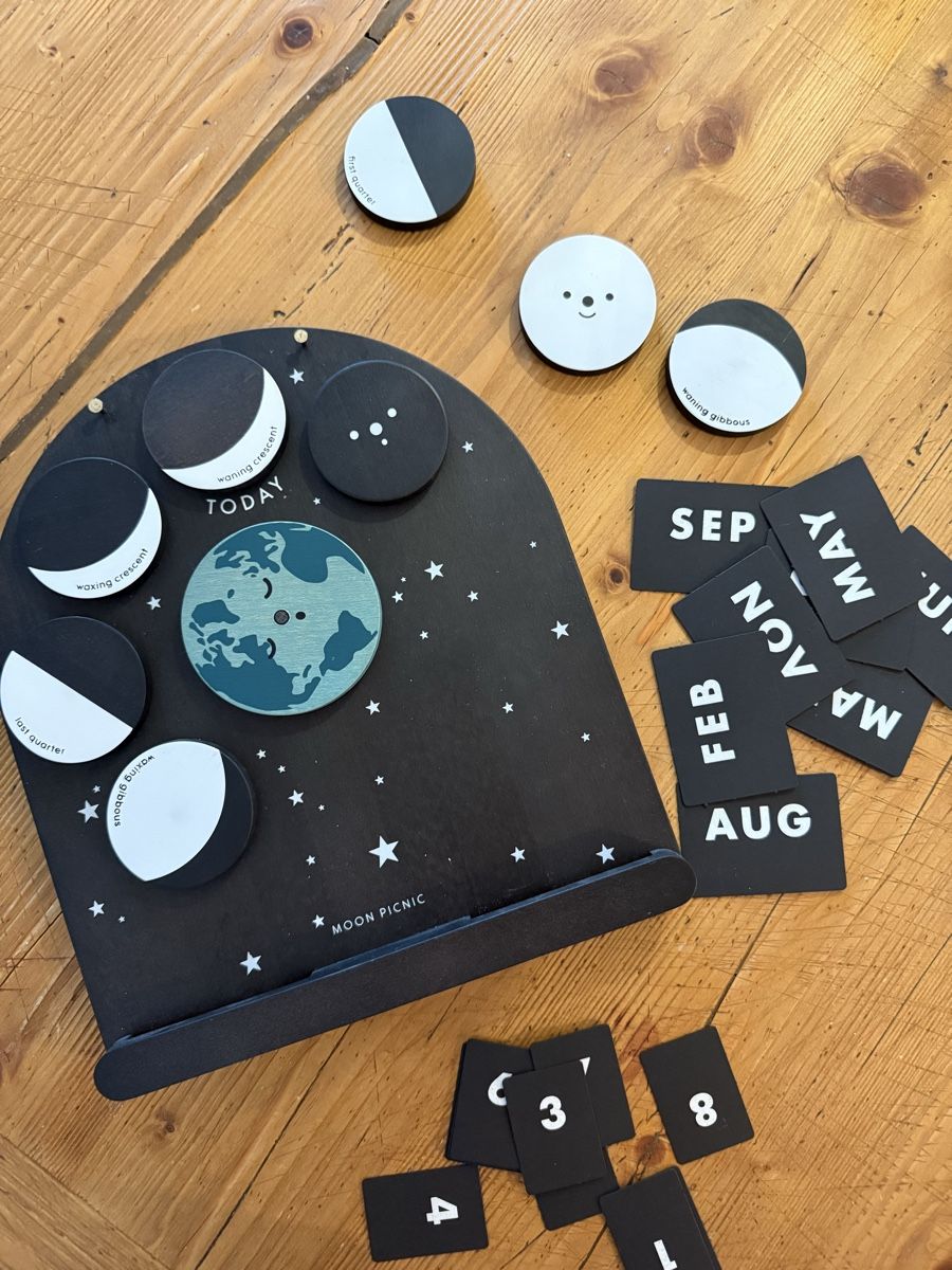 Calendari: Moon Picnic, Mondphasenkalender aus Holz – Nuovo (secondo la descrizione) da Erlenbach ZH venduto da Arti83 3
