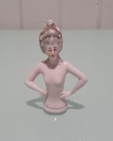 Demi figurine de marquise en porcelaine vintage