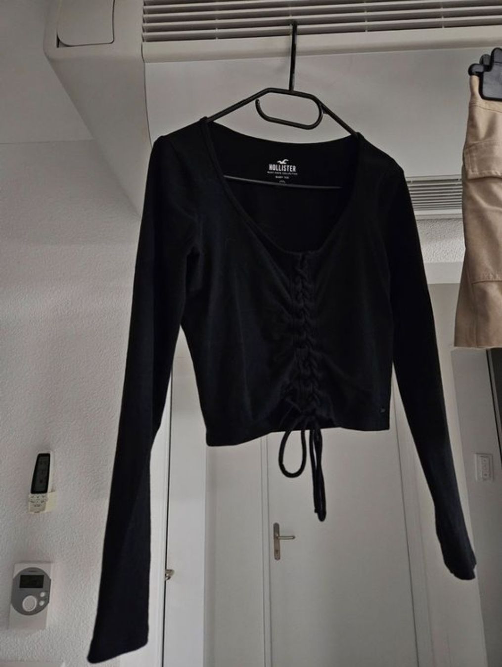 Hollister Top: Hollister Langarmshirt – Usato da Bülach venduto da Recherchieren 1