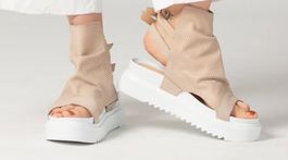 Luukaa Sandalen mit Plateau 38 beige guter Zustand