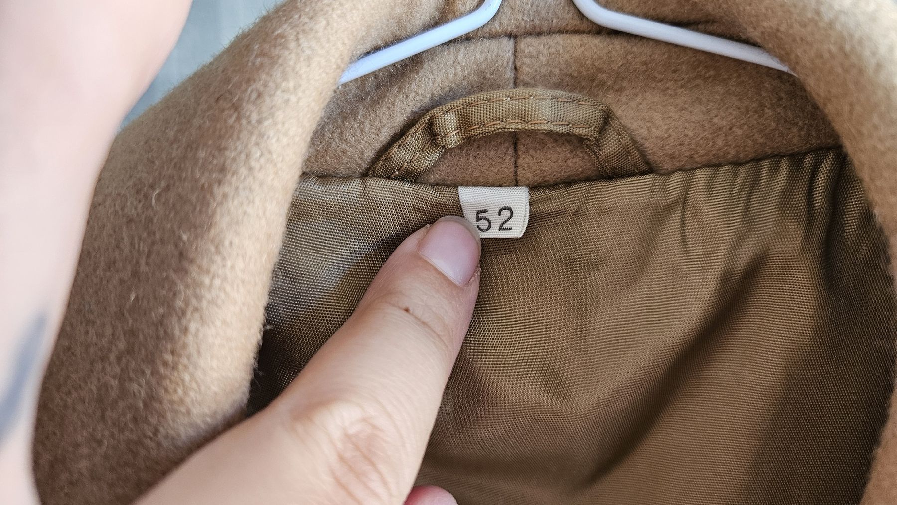Cappotti: Cappotto in lana beige tg.52 – Usato da Melano venduto da H-Sara 2