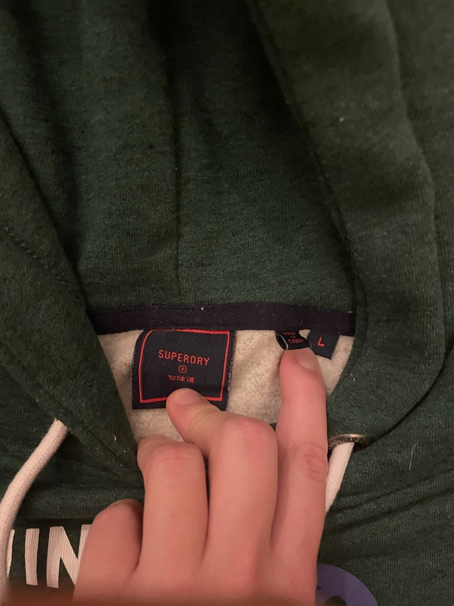 Superdry Pullover & Sweatshirts: Superdry Hoodie – Neu (gemäss Beschreibung) aus Zürich von glo_qjx8 1