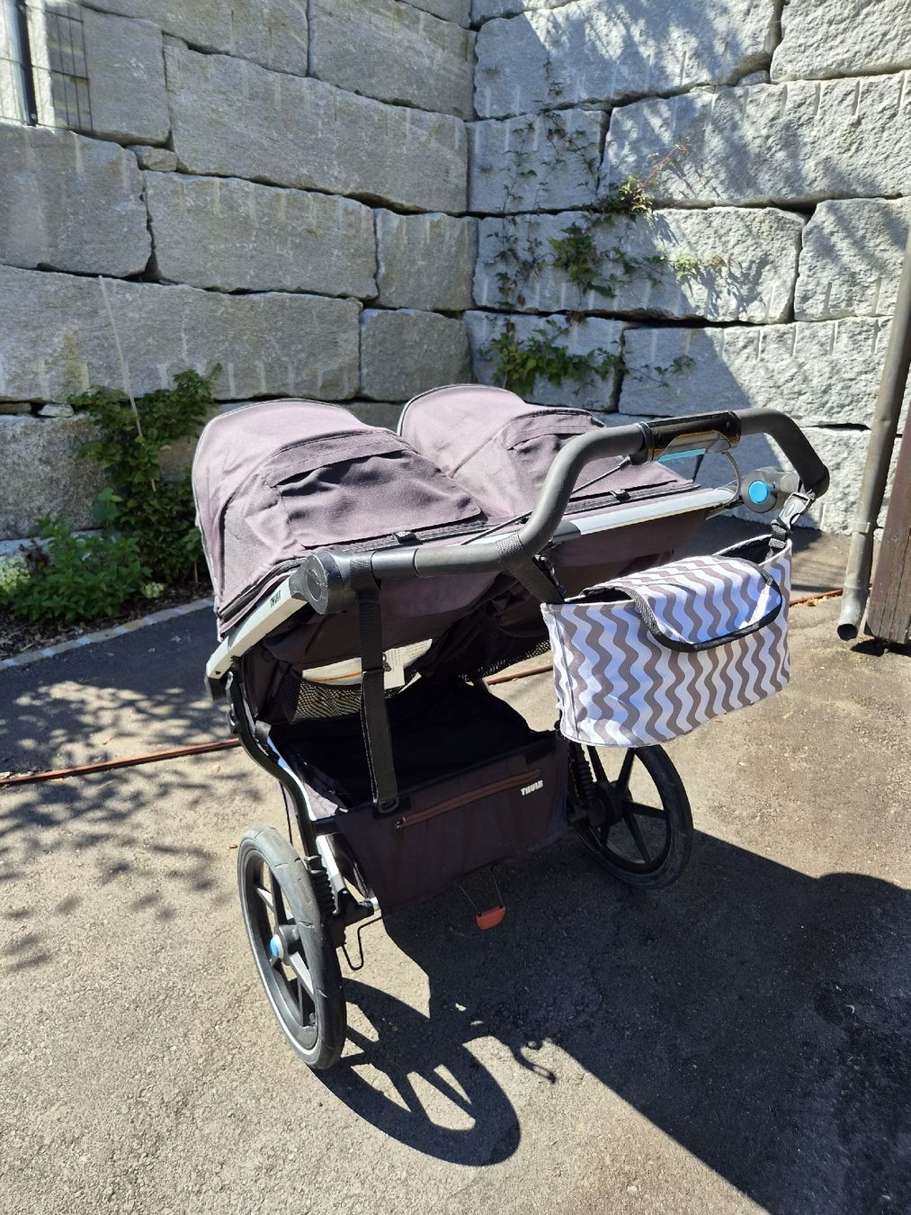 Thule Carrozzine: Thule Urban Glide 2 Double / Doppelkinderwagen – Usato da Schöftland venduto da kosi86 5