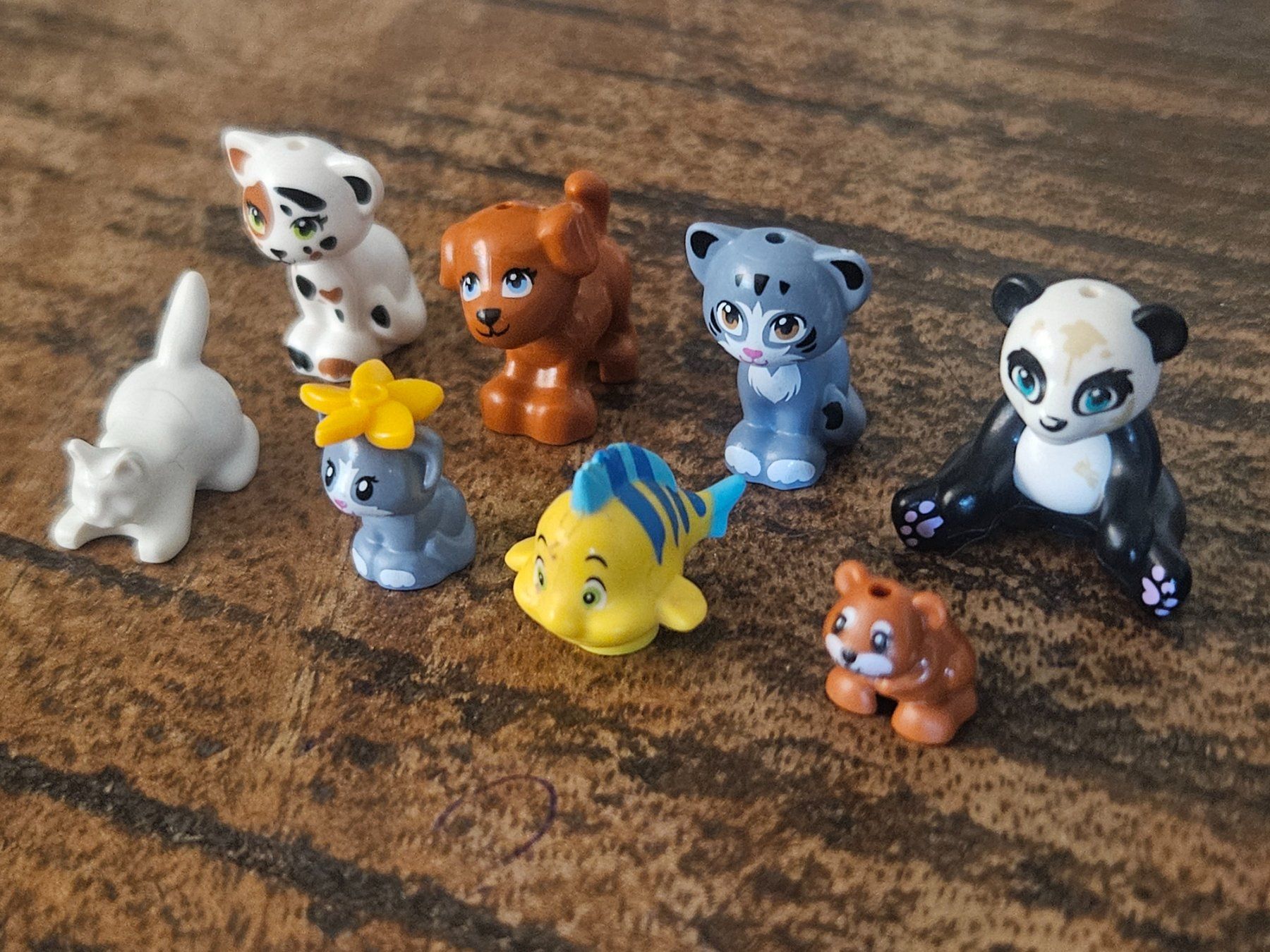 Lego Kit di costruzioni: lego  figurines  lot de 8 animaux – Usato da Confignon venduto da Ecrofigs 2
