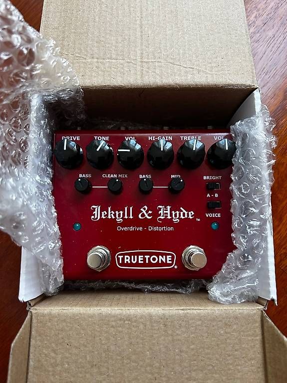 Strumenti musicali: Truetone Jekyll & Hyde Overdrive / Distortion – Nuovo e nell'imballaggio originale da Plan-les-Ouates venduto da den_mkx5 1