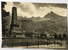 NÄFELS Schlachtdenkmal mit Fronalpstock