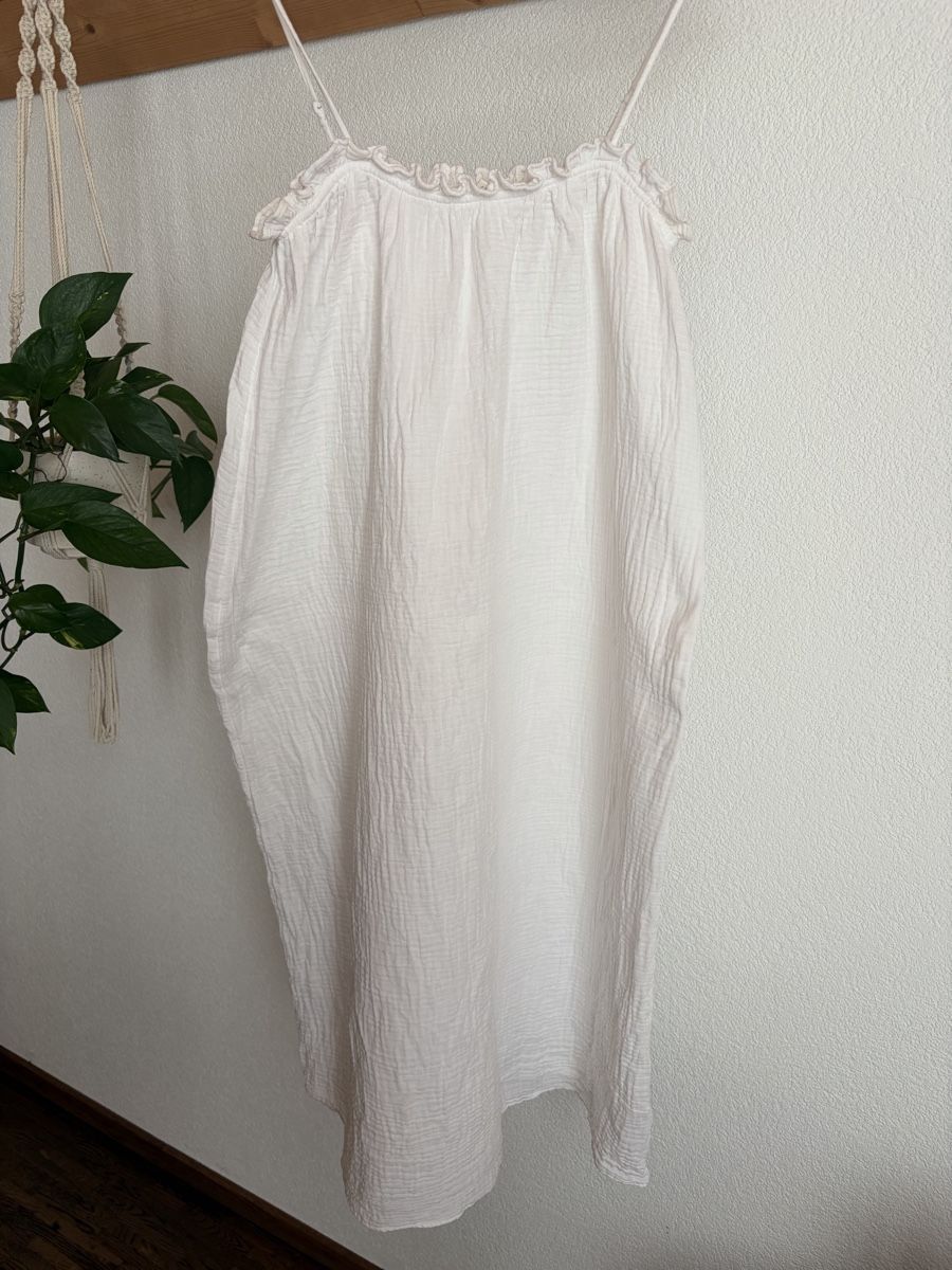 H&M Kleider: Musselin Sommerkleid – Gebraucht aus Rüderswil von dariasophialuisa