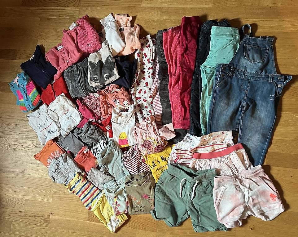 Ensembles coordonnés: Kinderkleider-Paket Mädchen Gr. 98/104 – D'occasion à Oberengstringen par elleth 1