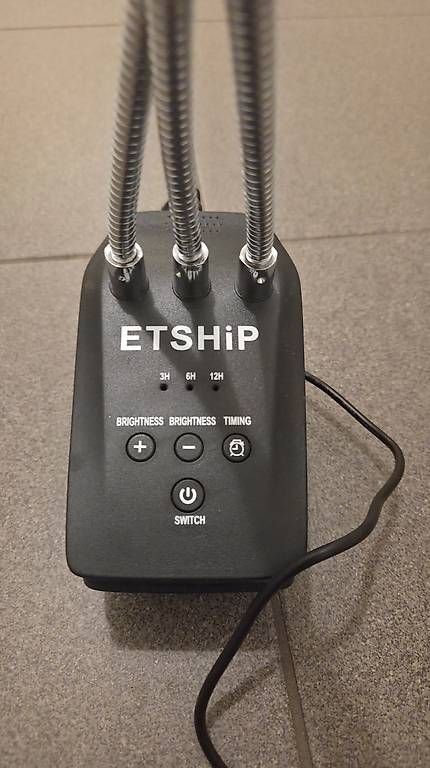 Lampade: ETSHIP Pflanzenleuchte 3er – Nuovo e nell'imballaggio originale da Therwil venduto da Catsathome 1
