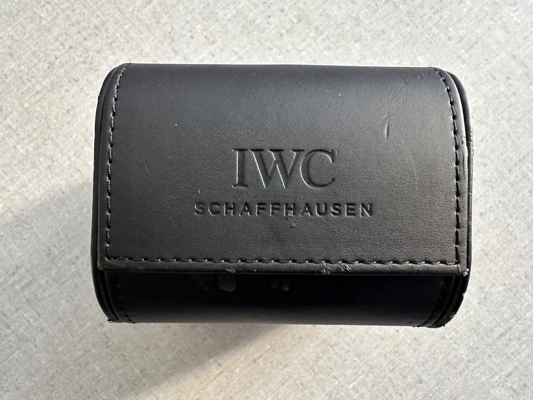 Scatole porta orologi: IWC Black Protective Travel Case Box / Reise Etui – Usato da Matten b. Interlaken venduto da cour13
