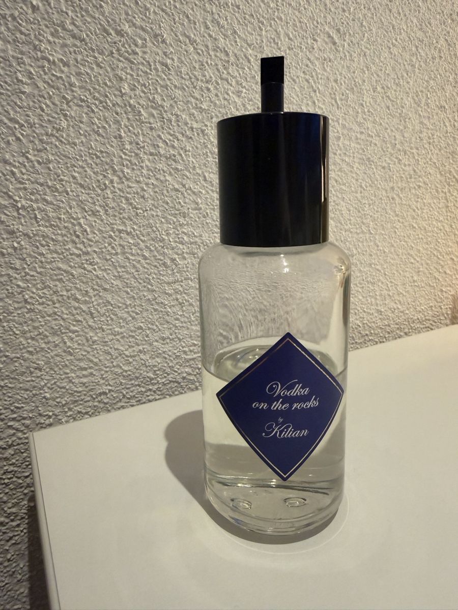 Kilian Profumi & Eau de Toilette: Kilian Vodka on the Rocks – Usato da Balgach venduto da EFY-SG