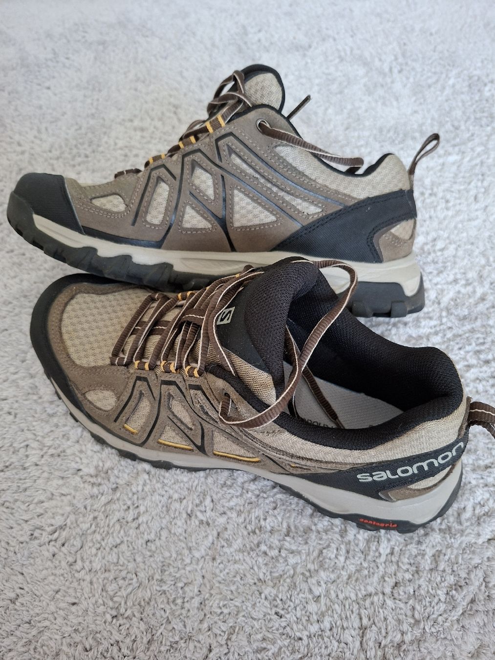 Salomon Herrenschuhe: Chaussures randonnée Salomon 42 2/3  – Gebraucht aus Renens VD von ser_j2fn