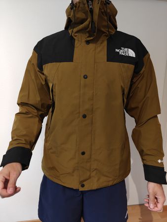 The North Face Gore-Tex Jacke braun schwarz Grösse M