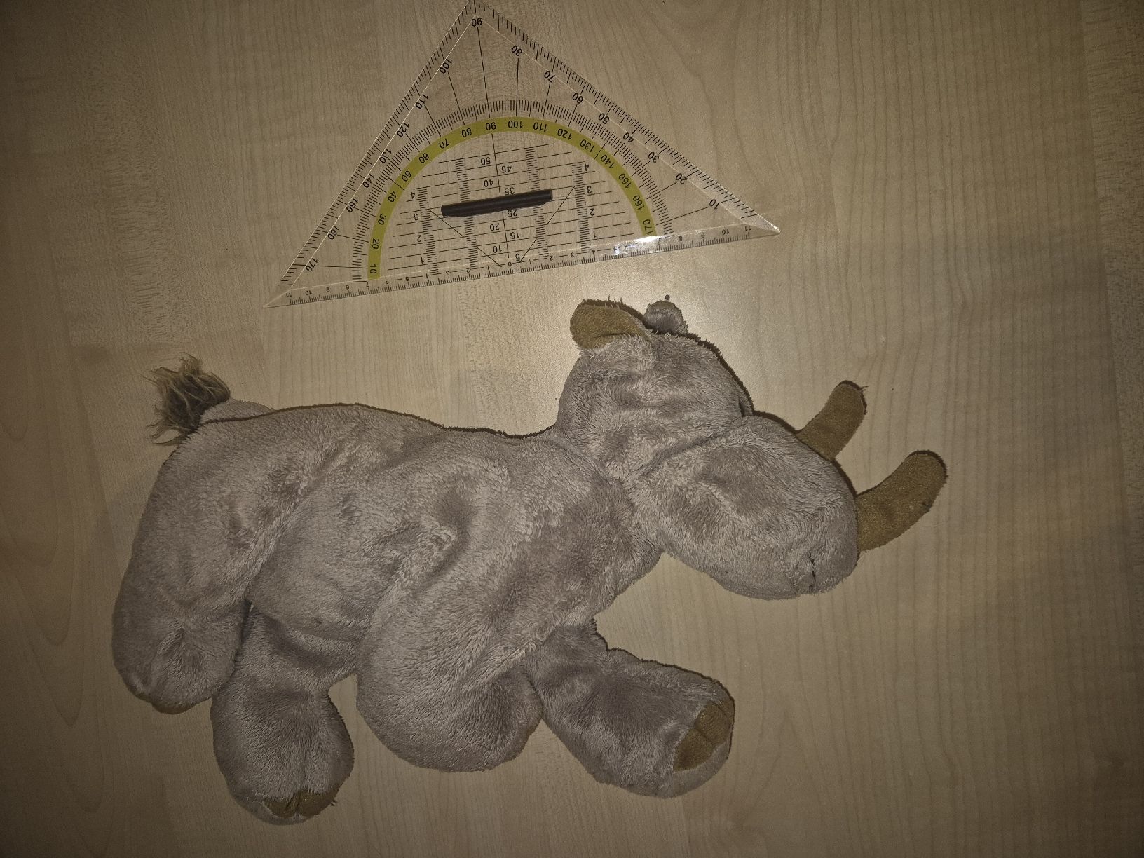 Giocattoli: Plüschtier Nashorn  – Usato da Gipf-Oberfrick venduto da Cyclodecan 1