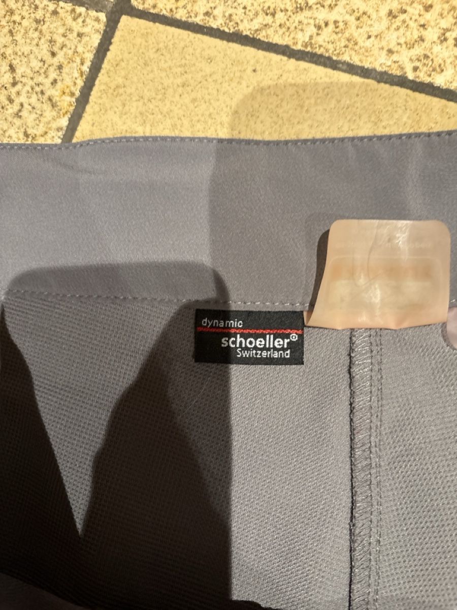 Mammut Pantaloni: Mammut Schoeller WanderhoseGrösse 42 – Usato da Holderbank AG venduto da cargobulle 1