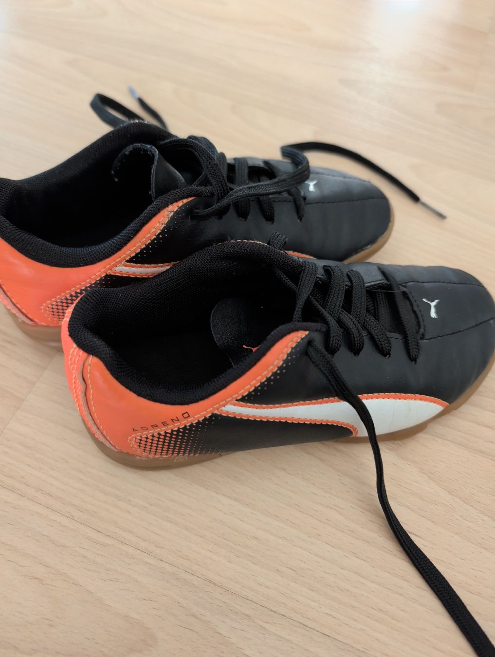 Puma Chaussures hommes: Puma Hallen Turnschuhe 32 – D'occasion à Diessenhofen par sabrina1204 1