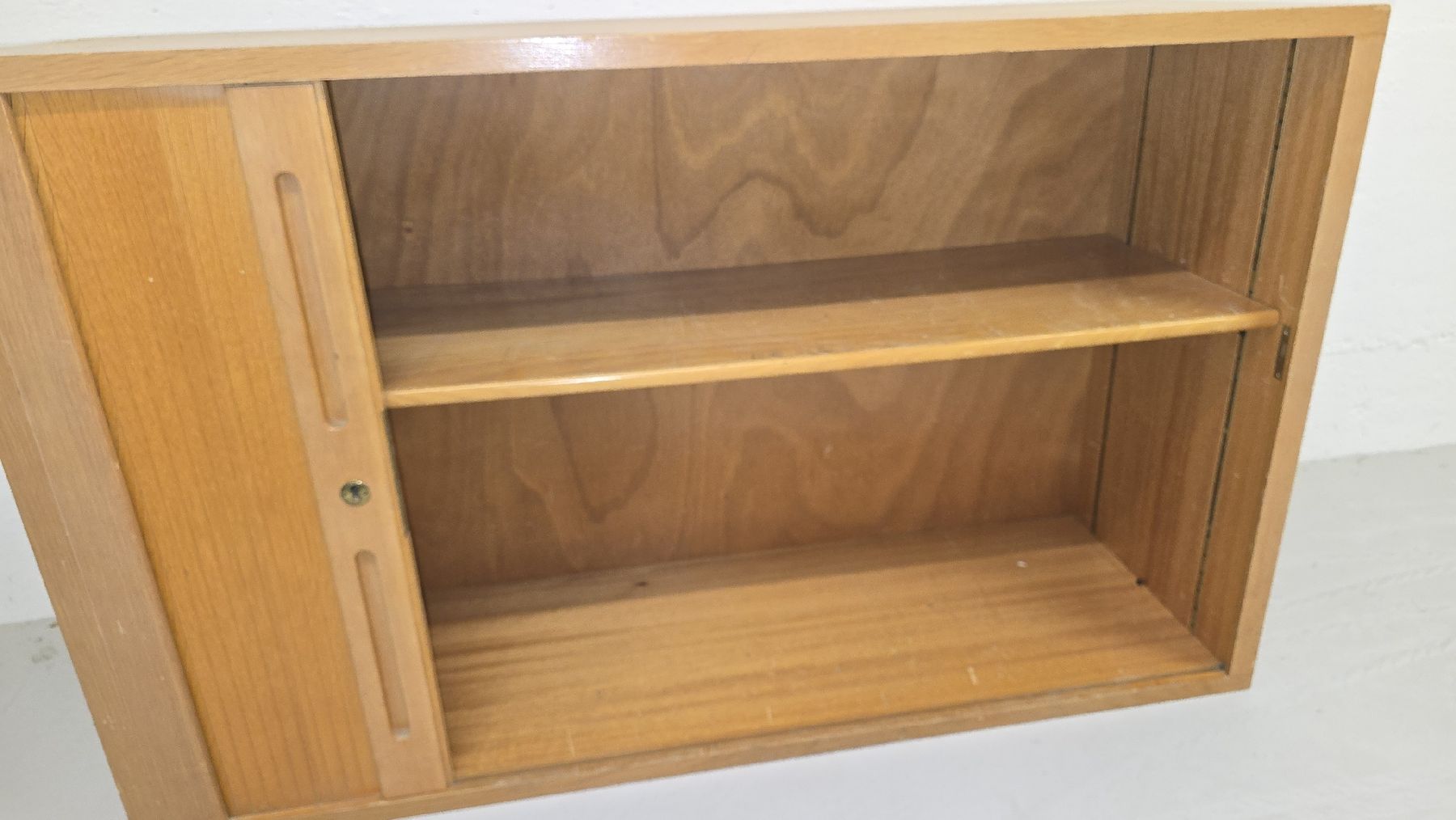 Commodes: Holz Kommode  – D'occasion à Lenzburg par cameleoncolor