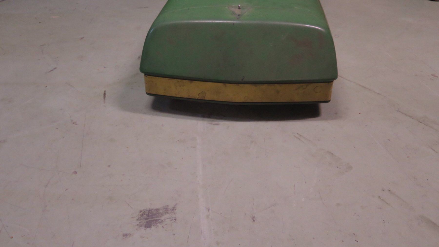 John Deere Traktoren: JOHN DEERE Traktor 1850 Motorhaube – Gebraucht aus Eiken von HSE44 2