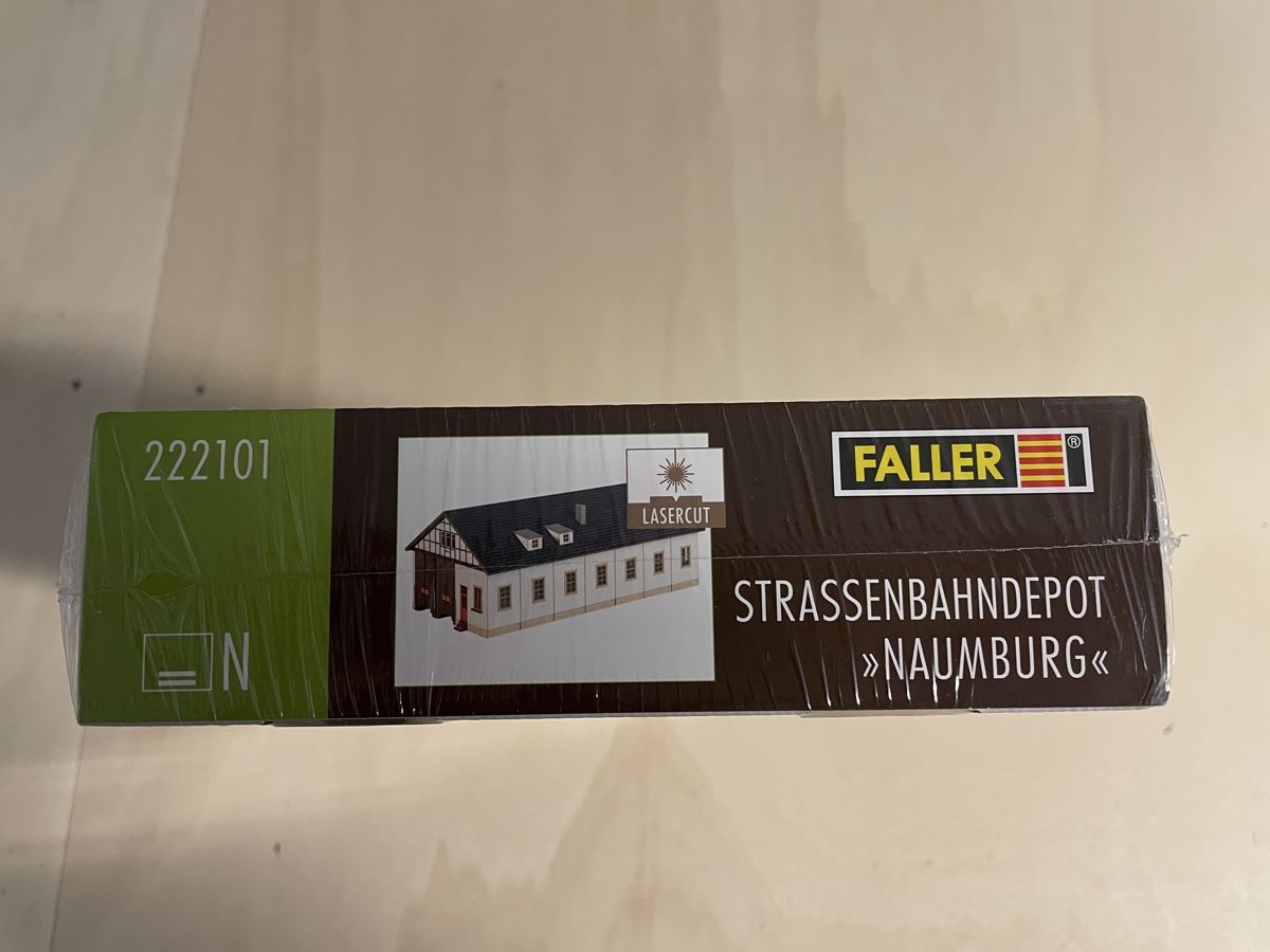 Faller Modellini di ferrovie: Faller Strassenbahndepot - originalverpackt – Nuovo e nell'imballaggio originale da Horgen venduto da jehaupt38 1
