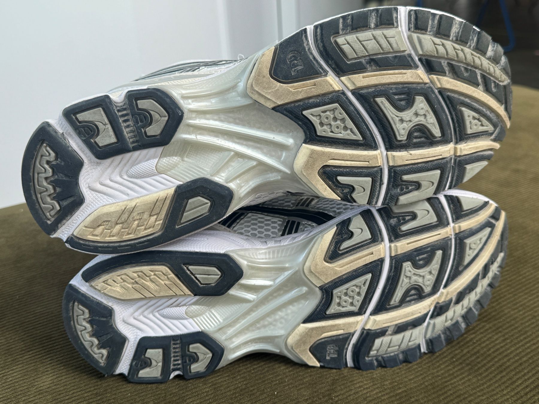 Scarpe da uomo: Sneaker Gel, Grösse 45 – Usato da Bern venduto da SMNSCHTZ 5