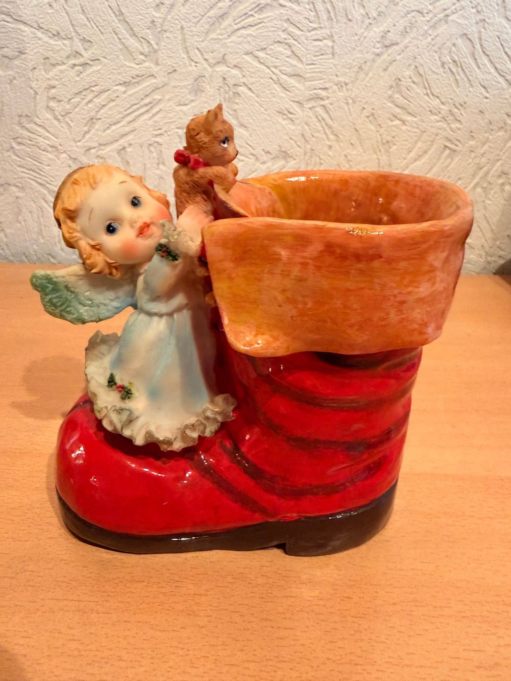 Weihnachtsdeko Engel und Bärchen im Stiefel, Keramik (Gebraucht) in ...