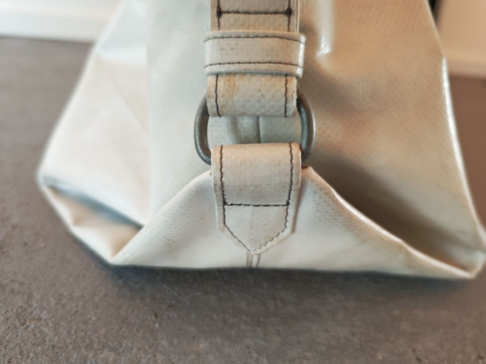 Freitag Taschen für Damen: Freitag Tasche Reference Line hellgrau – Gebraucht aus witterswil von legoleon 4