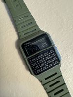 Montre calculatrice Casio état neuf 