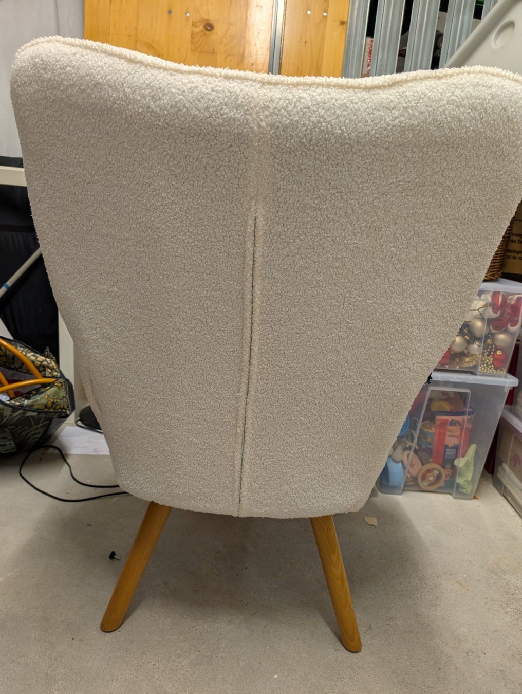 Fauteuils: Stuhl mit Fellbezug Weiss – D'occasion à Zürich par jac_b799