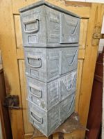 4xsuper solide Metallkisten,verzinkt, stapelbar, Lagerkisten