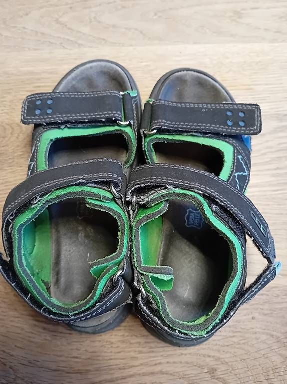 Scarpe per ragazzi: Sandalen Gr. 31 – Usato da Auw venduto da luszur 2